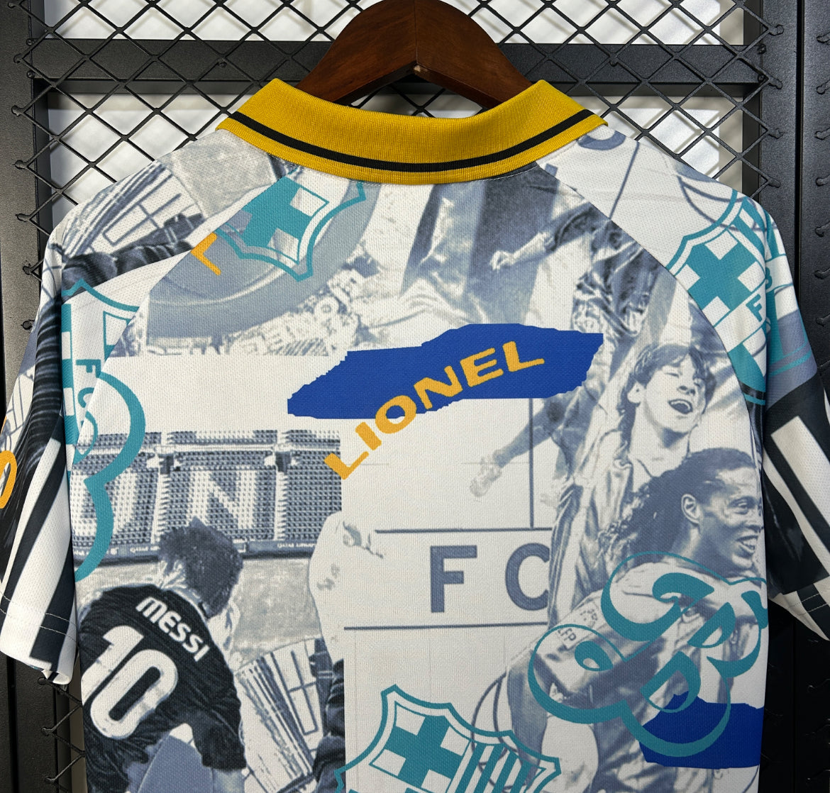 חולצה מיוחדת ברצלונה אגדות