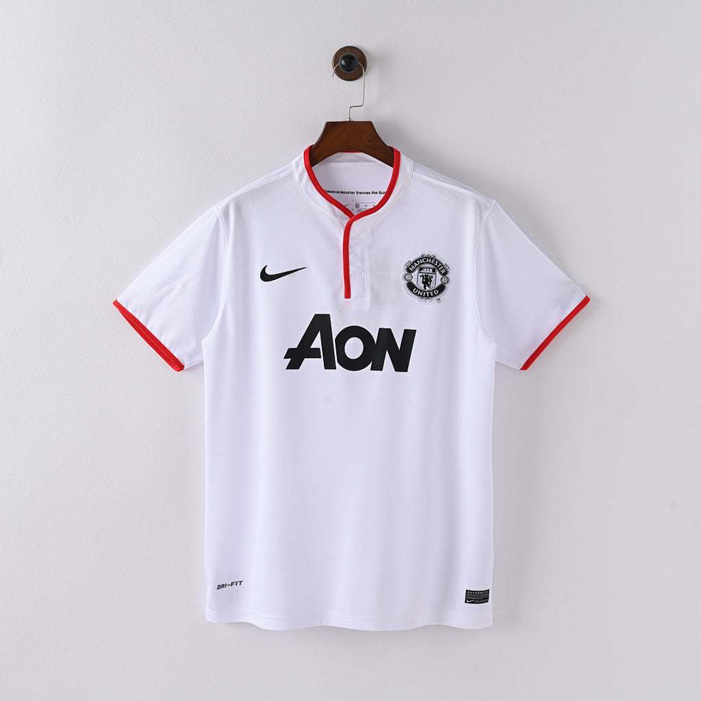 Manchester United 2012-13 away front