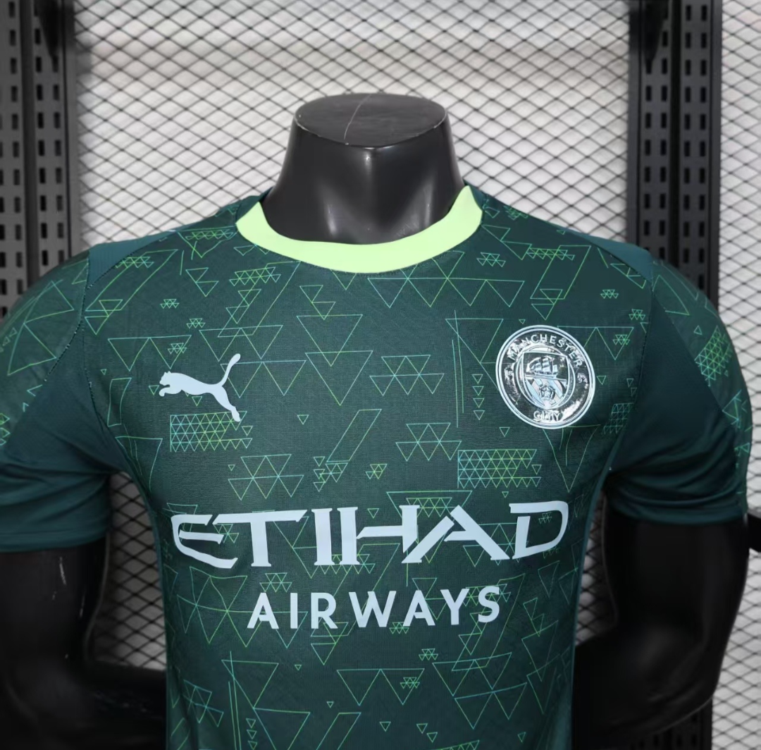 חולצה רביעית מנצ׳סטר סיטי 25/26