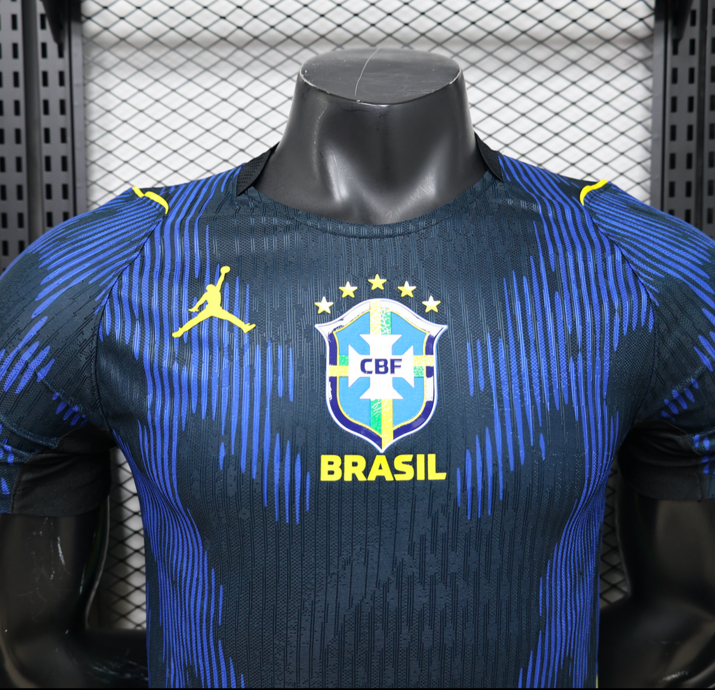 חולצת חוץ ברזיל