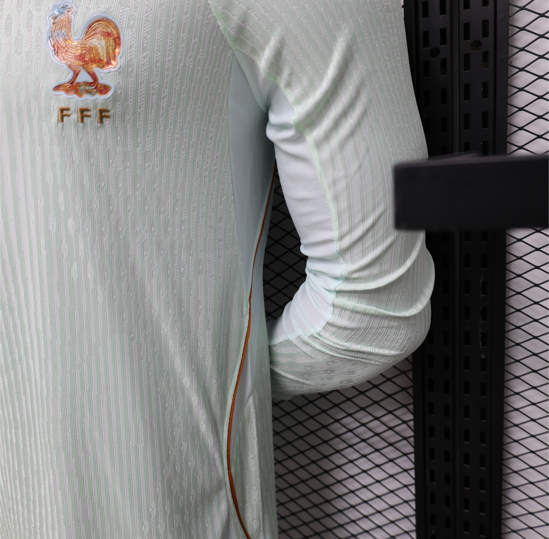 חולצת חוץ ארוכה צרפת